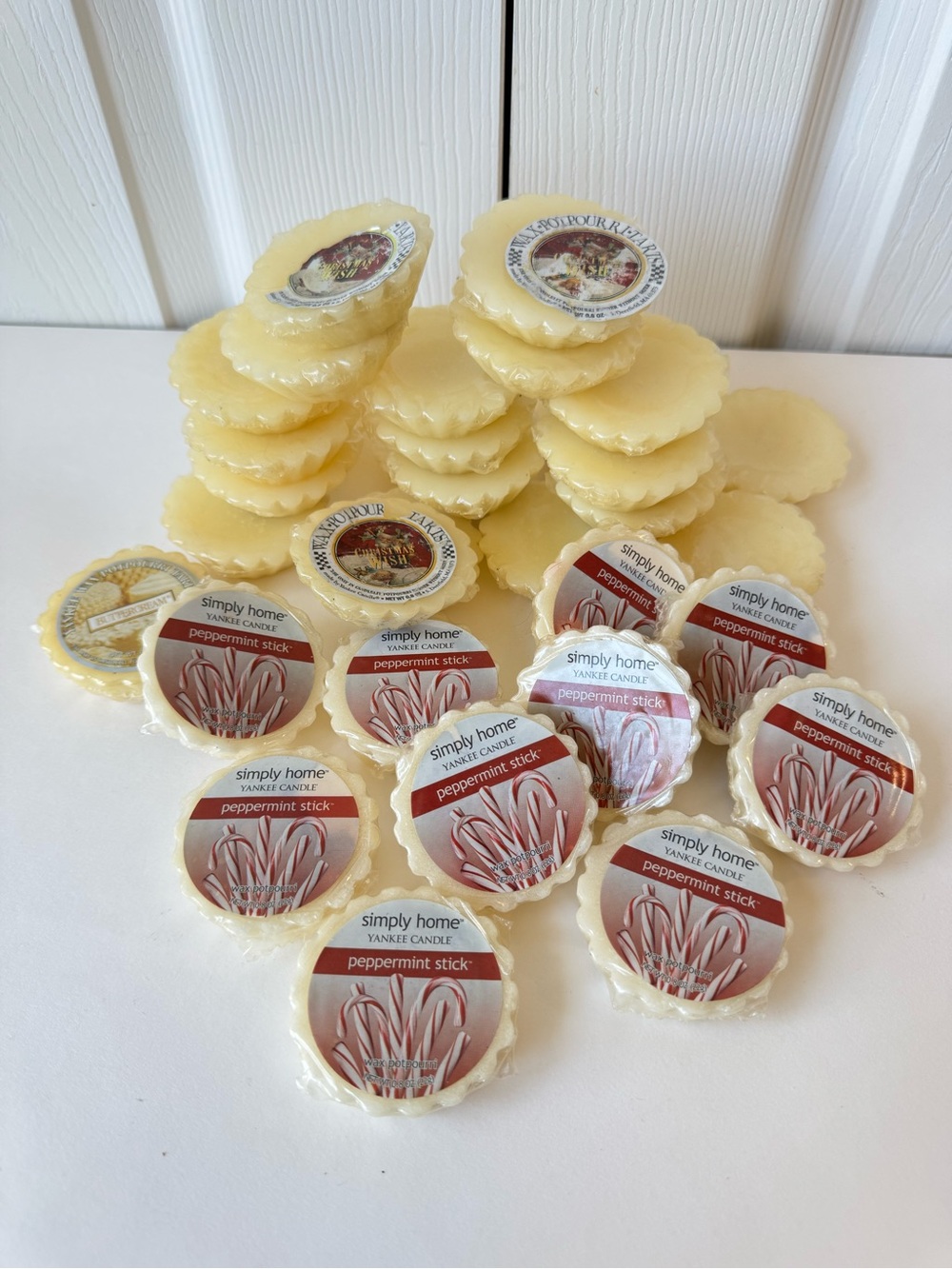 Yankee Candle Tartlet Lot of 33 Retired Christmas Wish Peppermint Stick Wax Tart